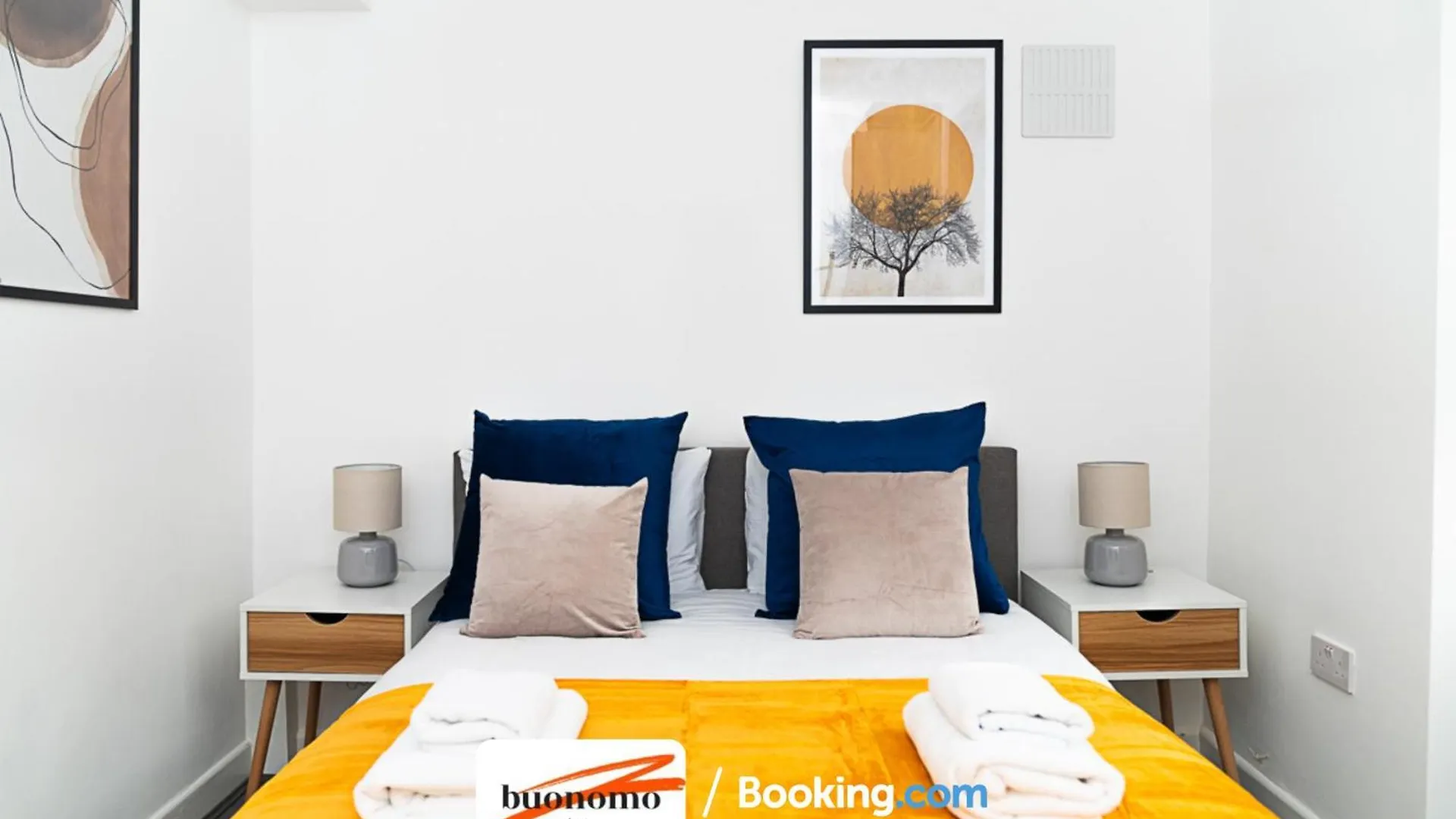 Three Bedroom Apartment At Buonomo Stays Short Lets & Serviced Accommodation With Netflix & Games London
